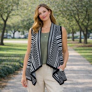 Spense Knits XL Black White Geometric Waterfall Cardigan | Open Drape Sweater
